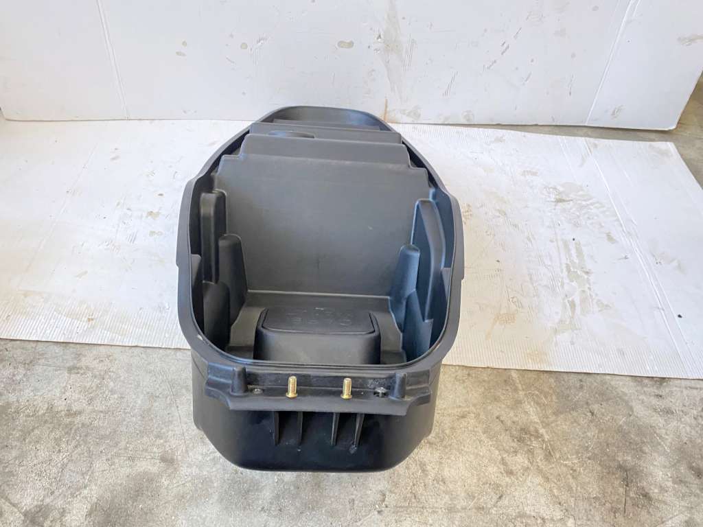 Fairing Area Underseat KYMCO Agility 125cc 2009 81250-LFC2-E000-IT