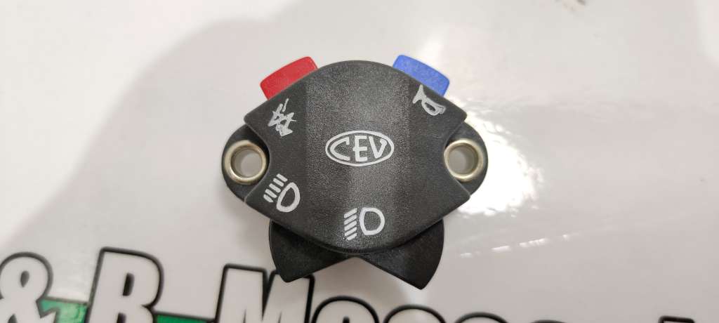 CEV スイッチ トライアンフ ユニット ドゥカティ アグスタ