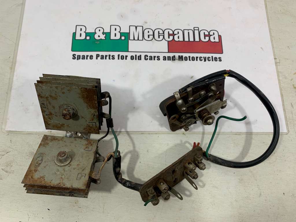 Interruttore Faro In Metallo AES-1112-34A - Per Modelli Classici, 12V, Sostituzione Diretta