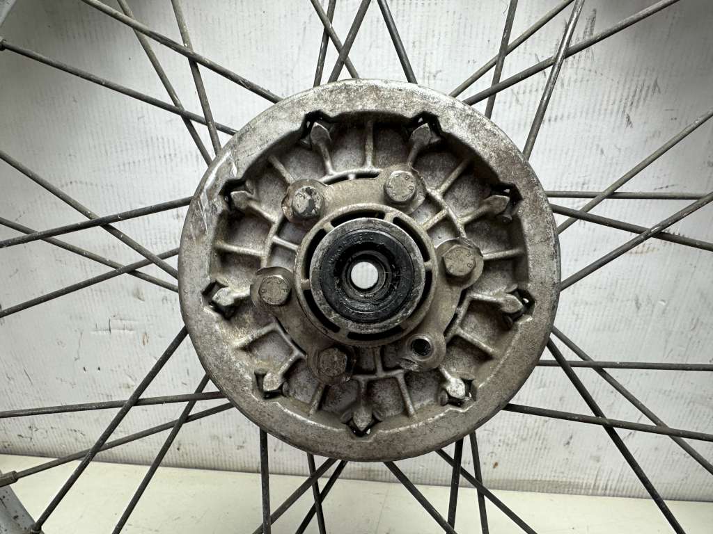 RUOTA ANTERIORE PIAGGIO CIAO 1.20 X 17 RADAELLI 28 RAGGI ORIGINALE 284055732436 3 600x800