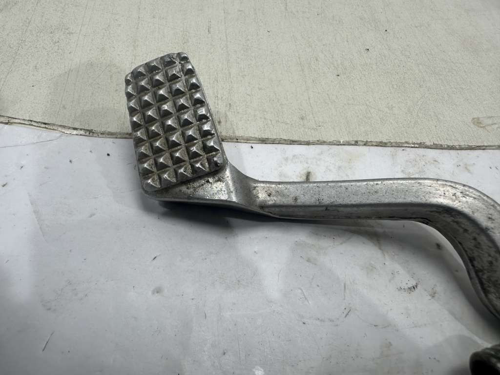 Lever Pedal Rear Brake KAWASAKI Zx GPZ GPX 600 (SU2989) | eBay