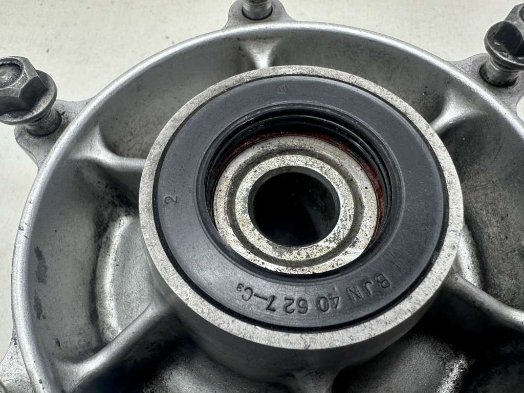 Hub Rear Wheel KAWASAKI Zx 10 ZXT00B Code R - 1099 (KX8) | eBay