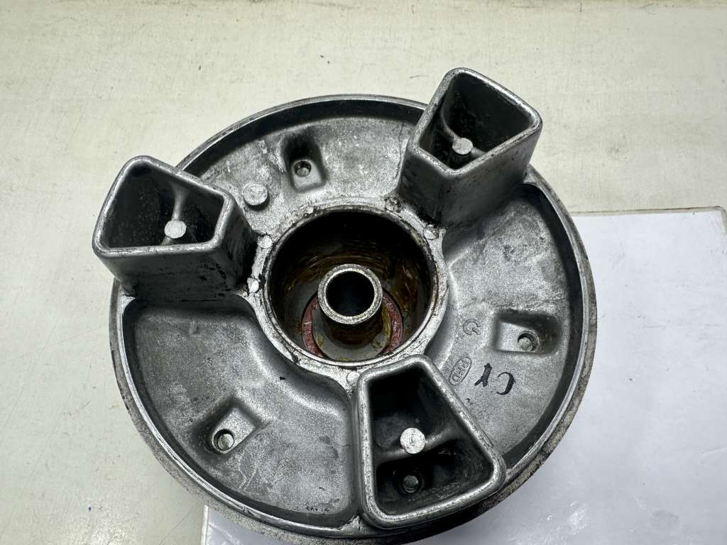 Hub Rear Wheel KAWASAKI Zx 10 ZXT00B Code R - 1099 (KX8) | eBay