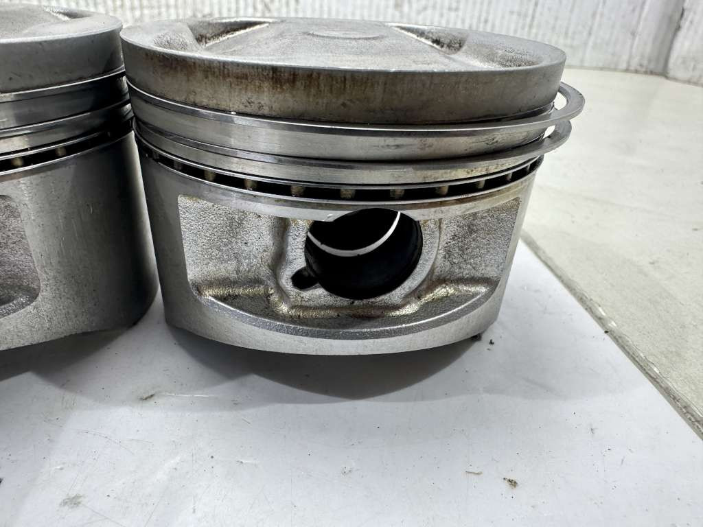 3 Pistons D 74Mm Kawasaki Gpz 1000 Rx See Description (Kx67) | eBay UK