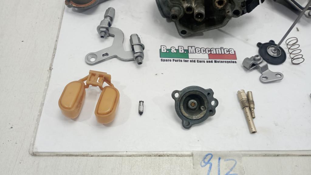 Carburetors Keihnin Japan Honda XL 500 400 Code Pd 73A Ub (MI912