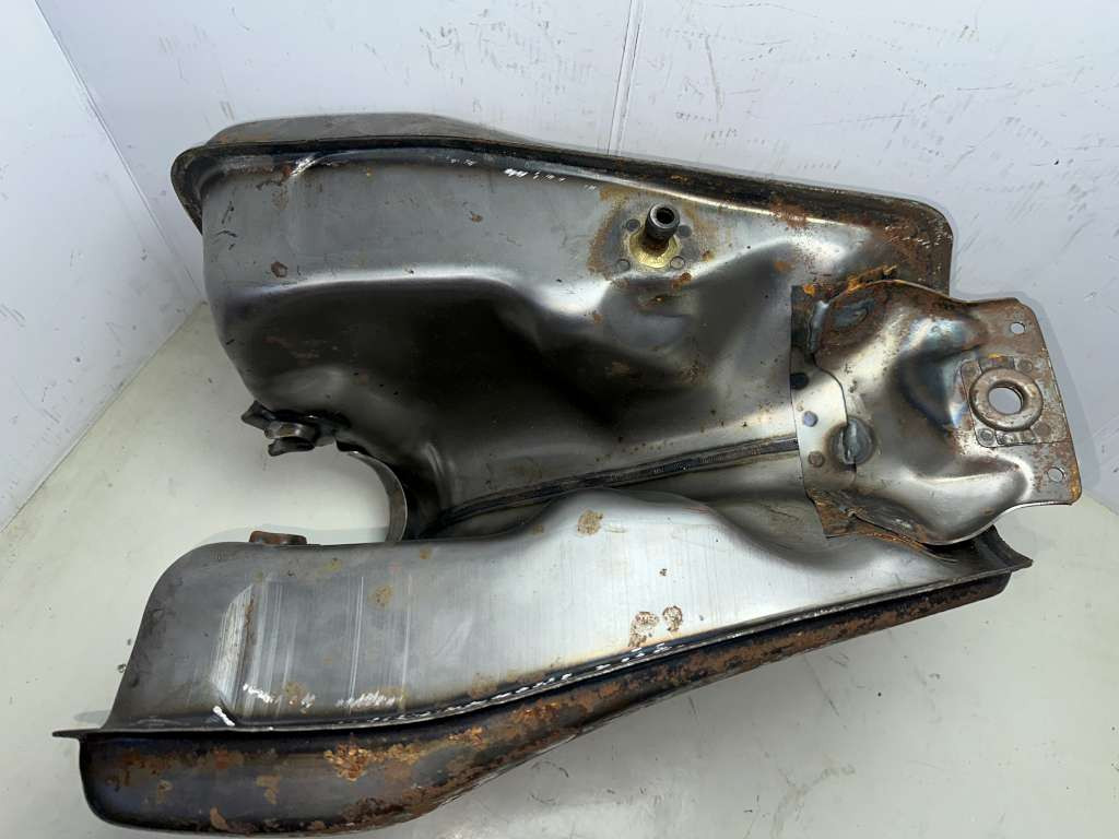 Tank New Original HONDA XL 125 Paris Dakar See Description (KX1648