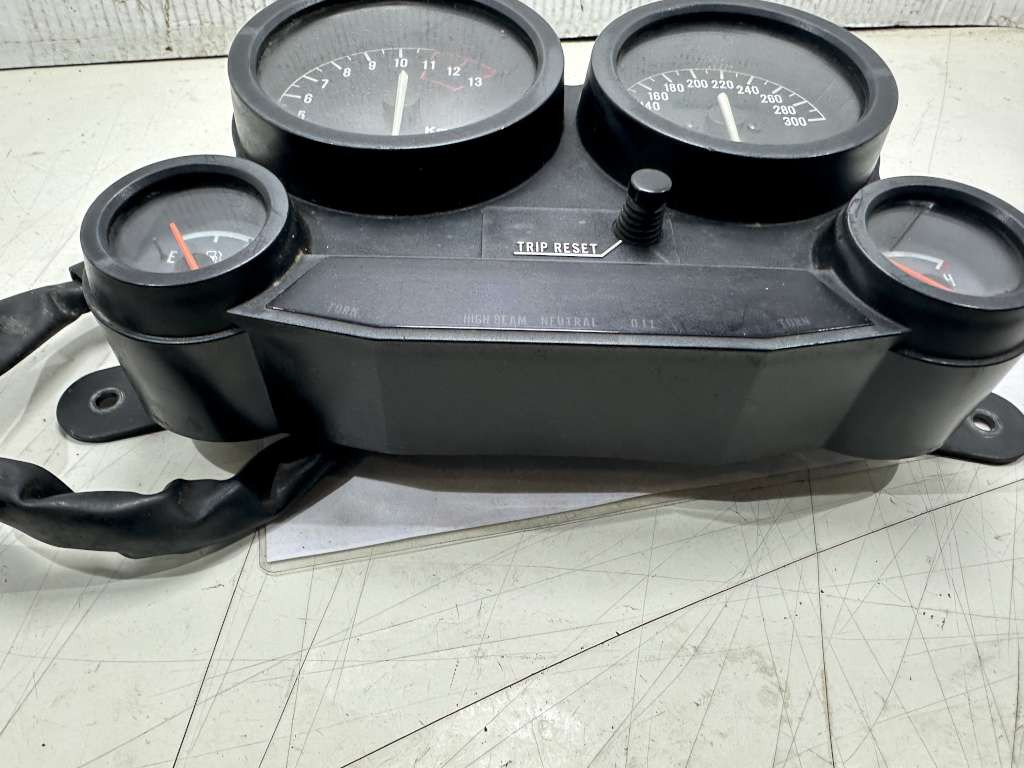 Dashboard Speedometer Odometer KAWASAKI Zx 10 (SU1476) | eBay