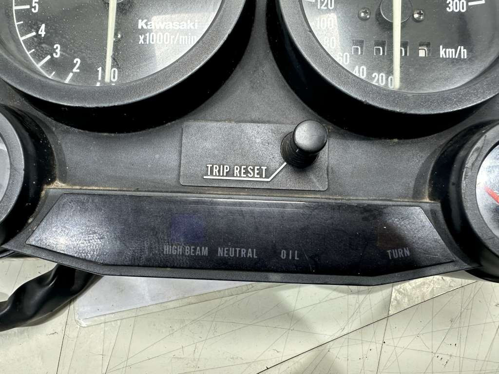 Dashboard Speedometer Odometer Kawasaki ZX 10 (SU1476) | eBay
