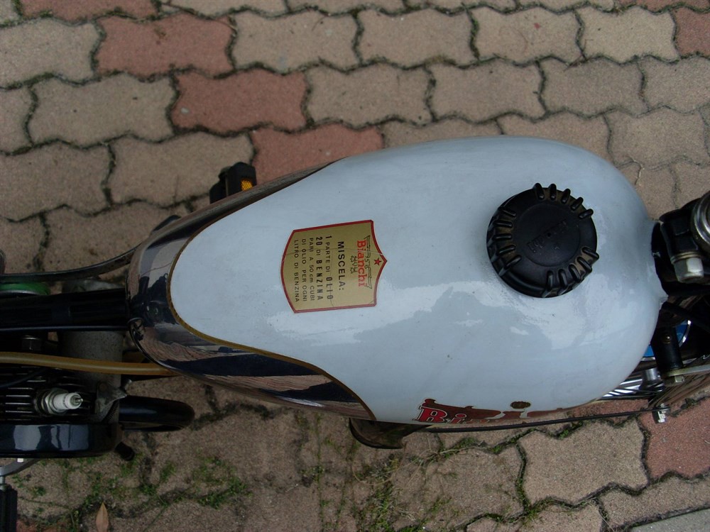 Kit Adesivo Alfa Romeo Loghi Bandiera Italia per Interno Giulia