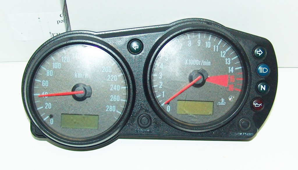 Speed Meter Instrumentation Dashboard Odometer KAWASAKI ZX-6R 600